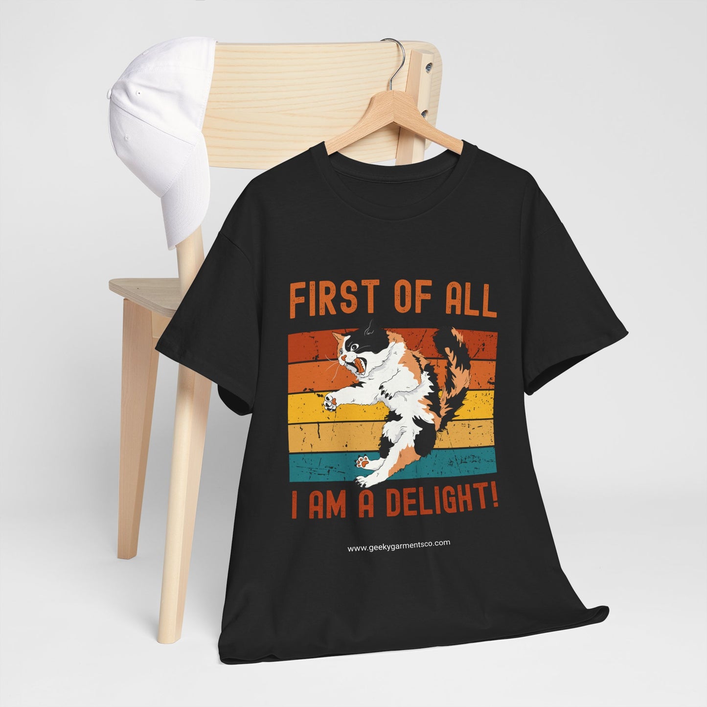 First of all I am a delight! - screaming cat on retro sunset tshirt