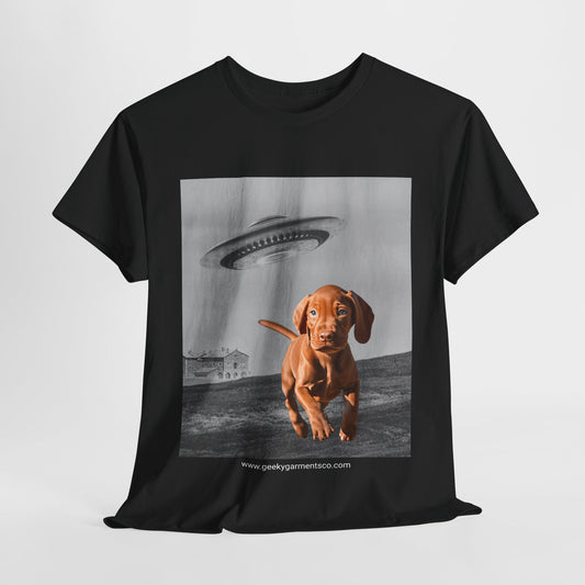Viszla puppy being chased by a UFO Tee, Dog Mom Shirt, Dog Dad Shirt, Pet Owner Gift, Graphic Tee, Funny Animal Tee, Gift for Dog Lovers